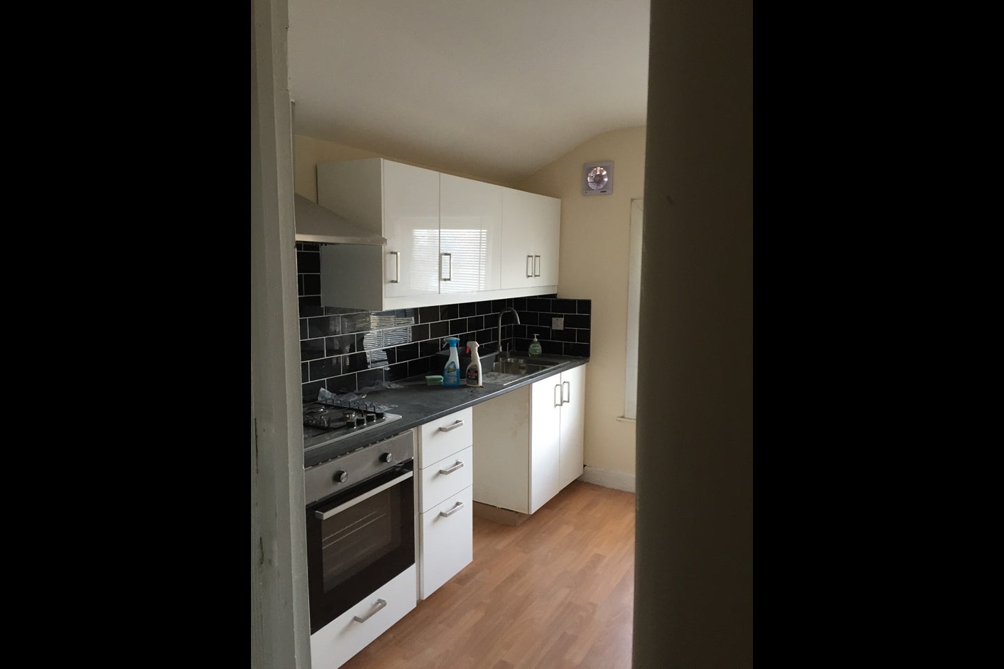 Room Brewery Road in Greater London