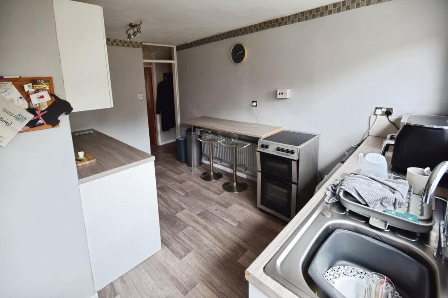 Flat Bexhill Grove in Stoke-on-Trent