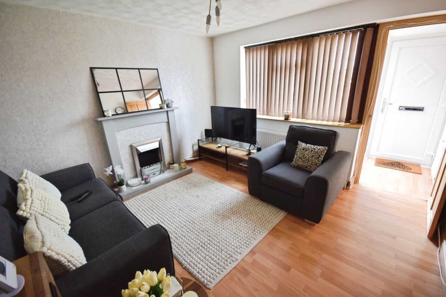 Flat Bexhill Grove in Stoke-on-Trent