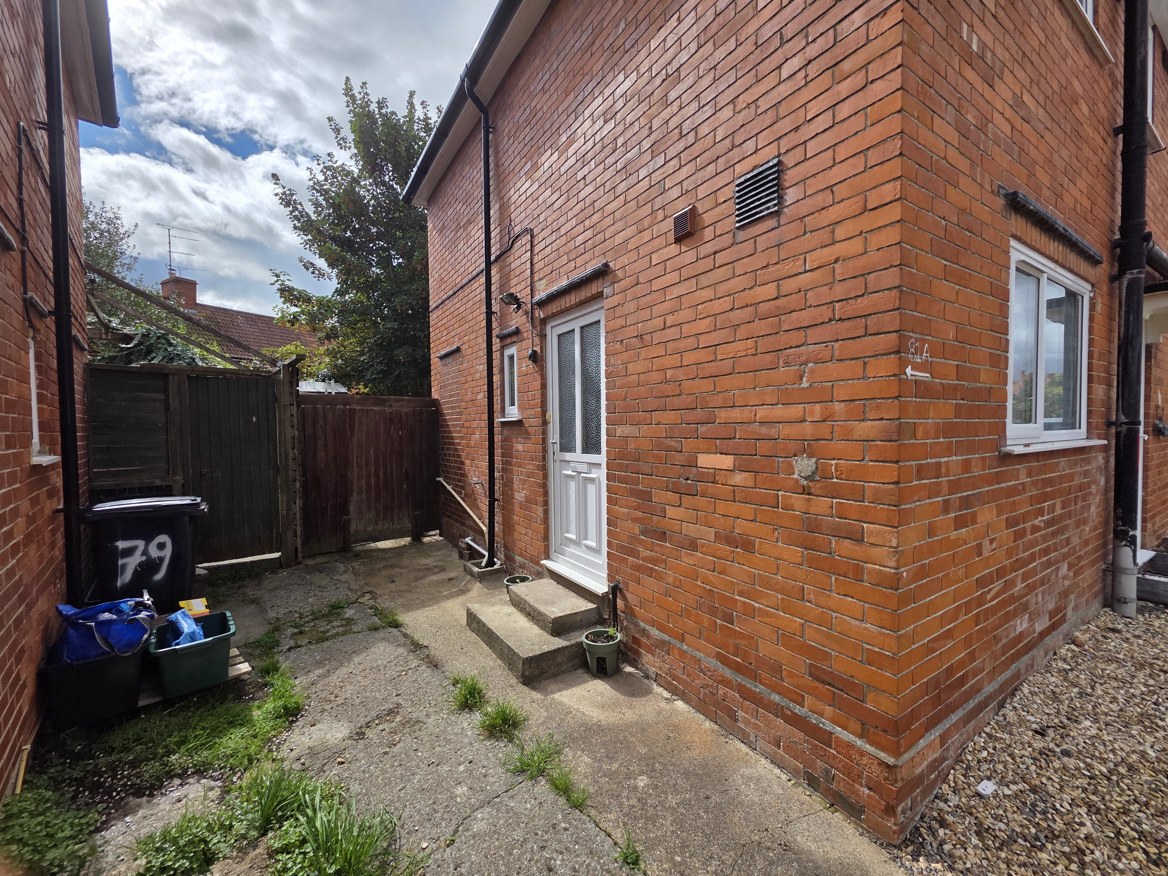 Flat Seaton Road in Yeovil