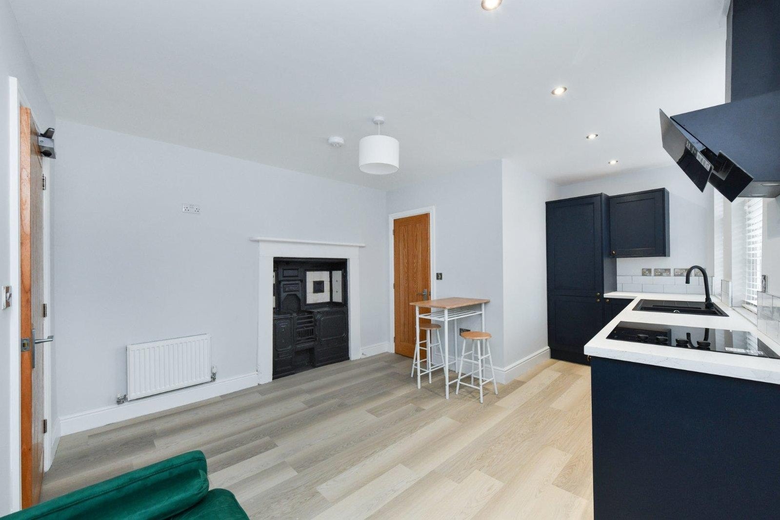 Flat St James's Terrace in Nottingham