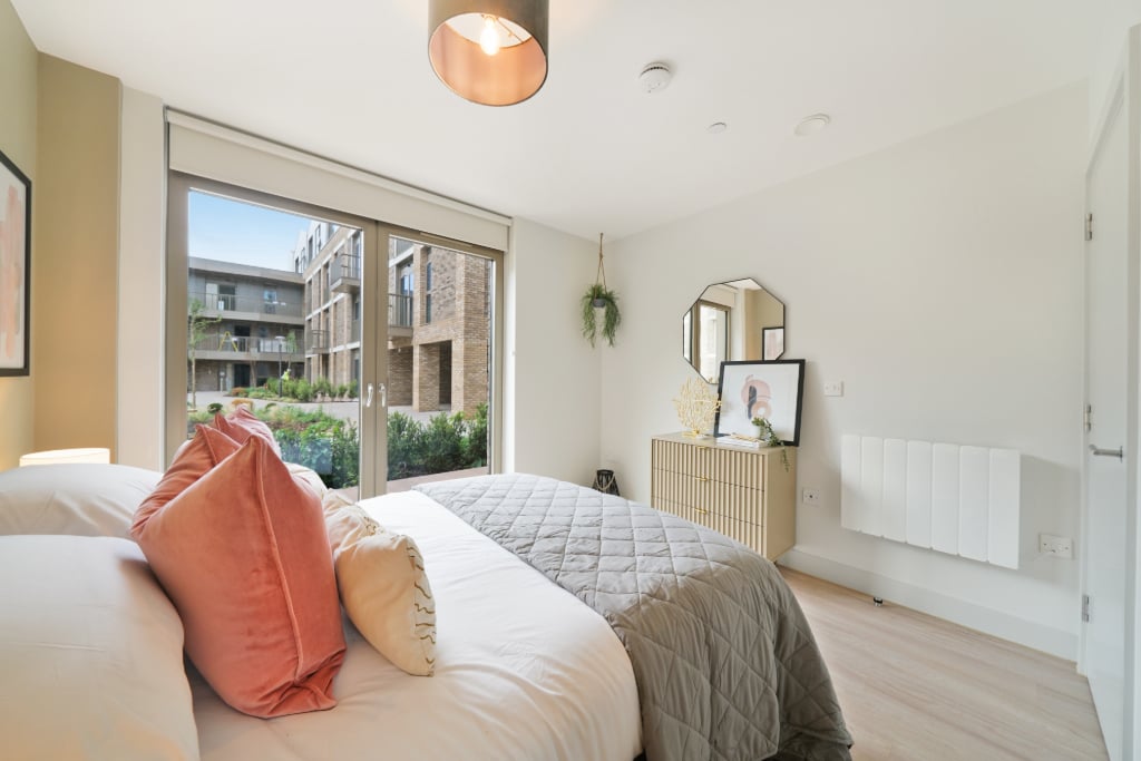 Flat Randalls Way in Mole Valley