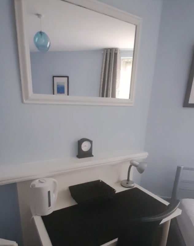 Room Cyrus Street in Greater London