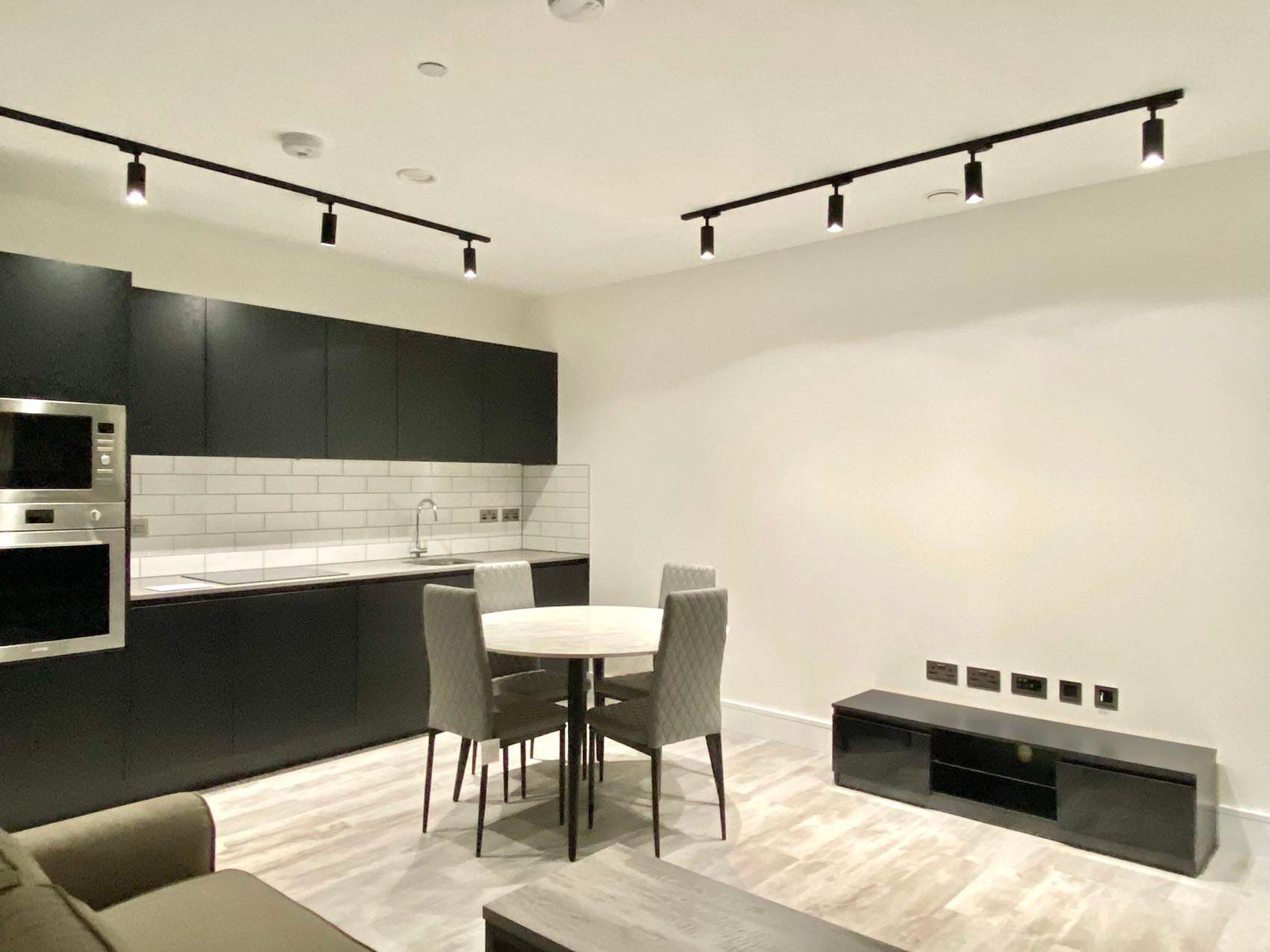 Flat Portal Way in Greater London
