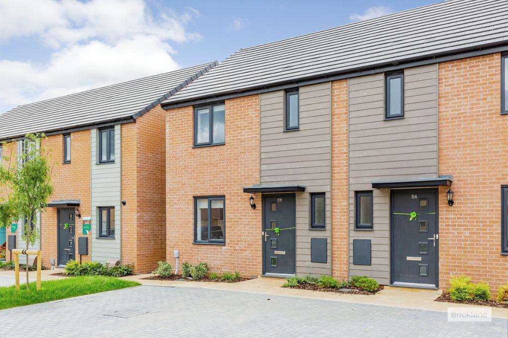 House Gabriel Way in Wellingborough