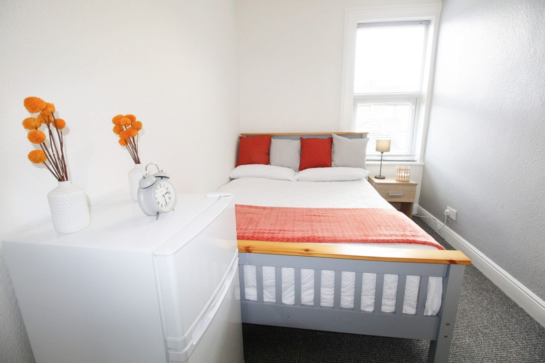 Room Peel Street in Lincoln
