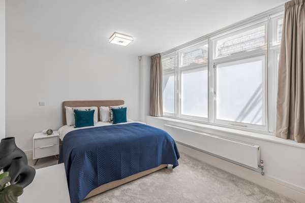 Flat Welbeck Street in City of Westminster