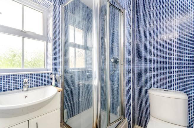 Room Sparkes Close in Greater London