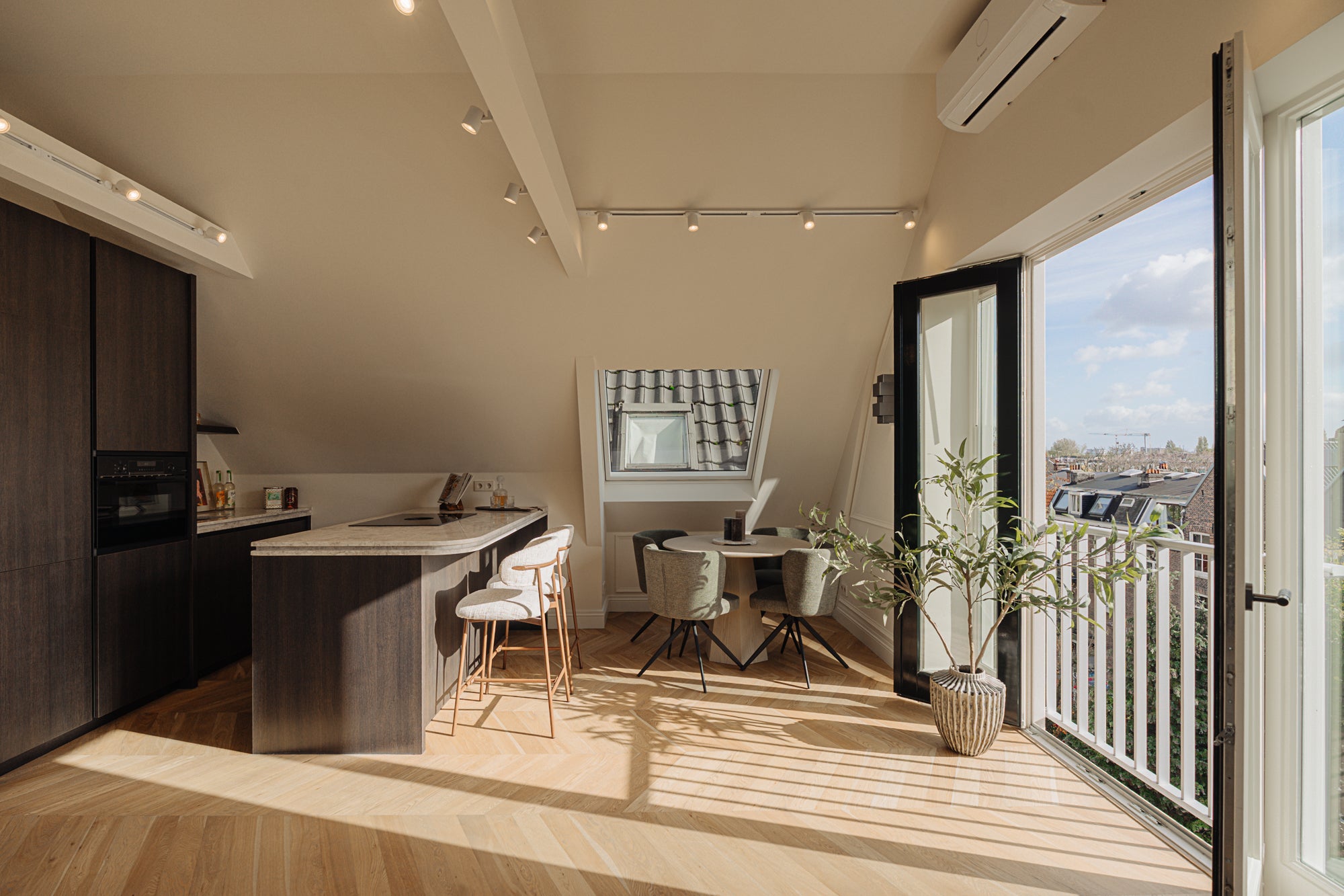 Sarphatistraat 74 4 in Amsterdam