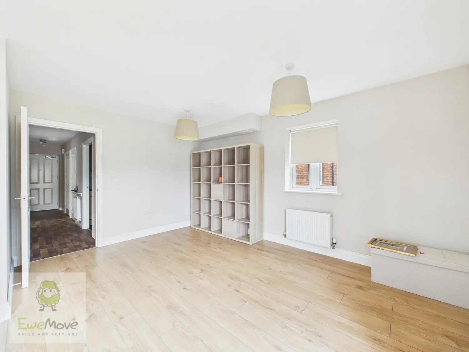 Flat Silver Streak Way in Strood