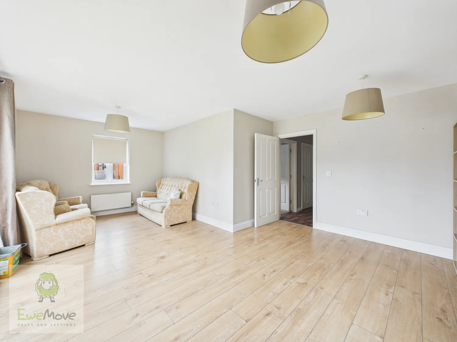 Flat Silver Streak Way in Strood