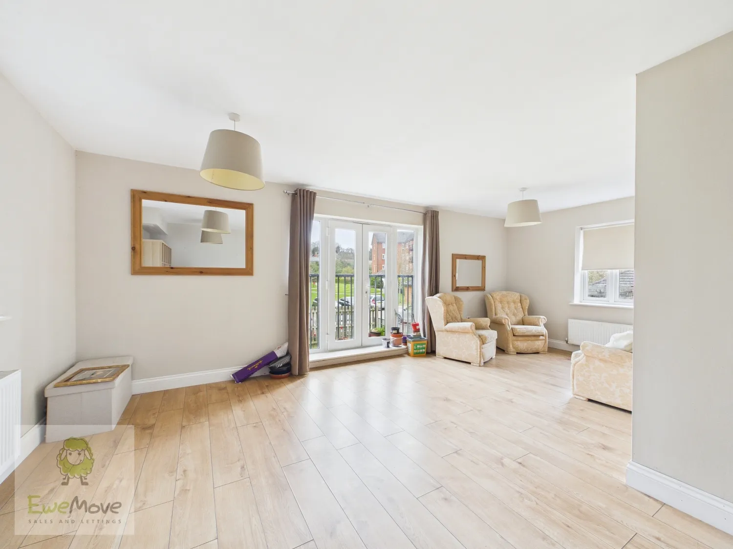 Flat Silver Streak Way in Strood