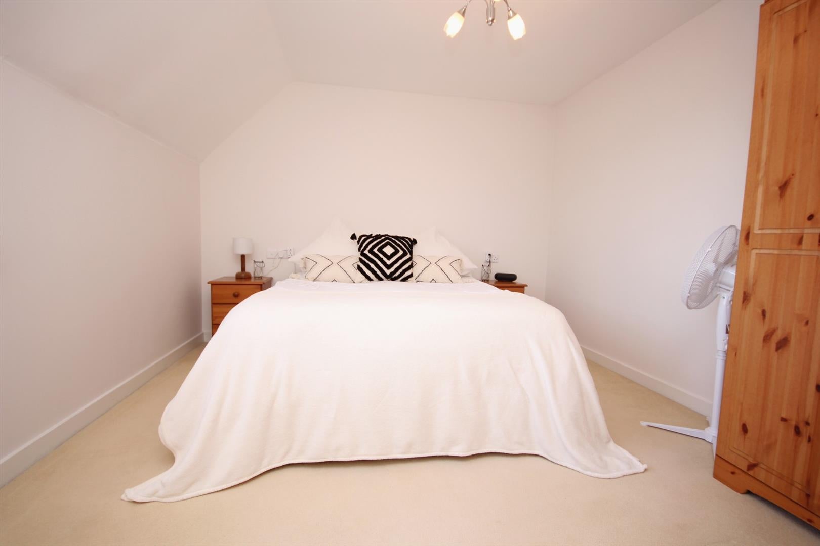 House Park Cottage Drive in Fareham