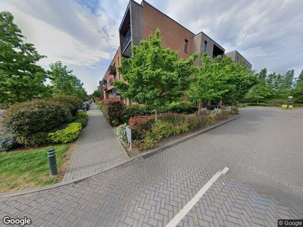 Flat Meadowside in Greater London