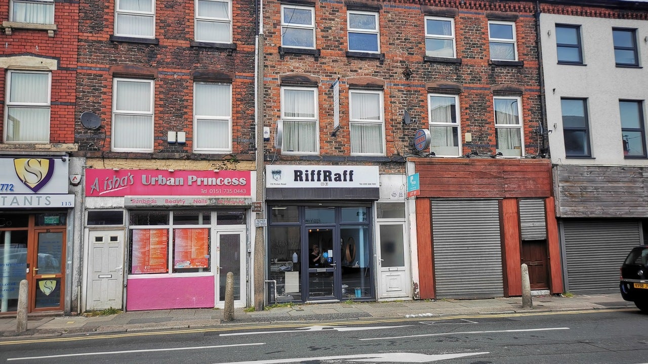 Flat Picton Road in Liverpool