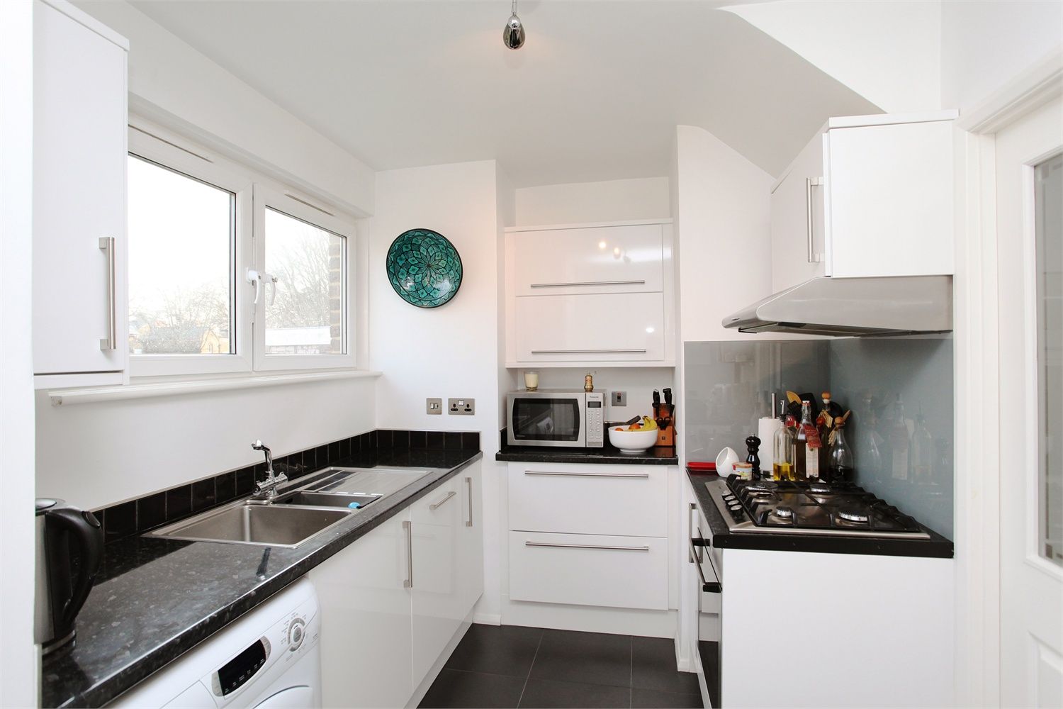 Flat Ashchurch Grove in Greater London