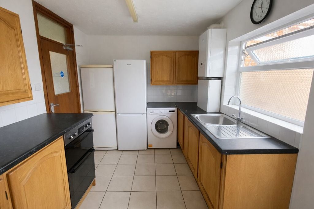 Flat Freemantle Road in Gosport
