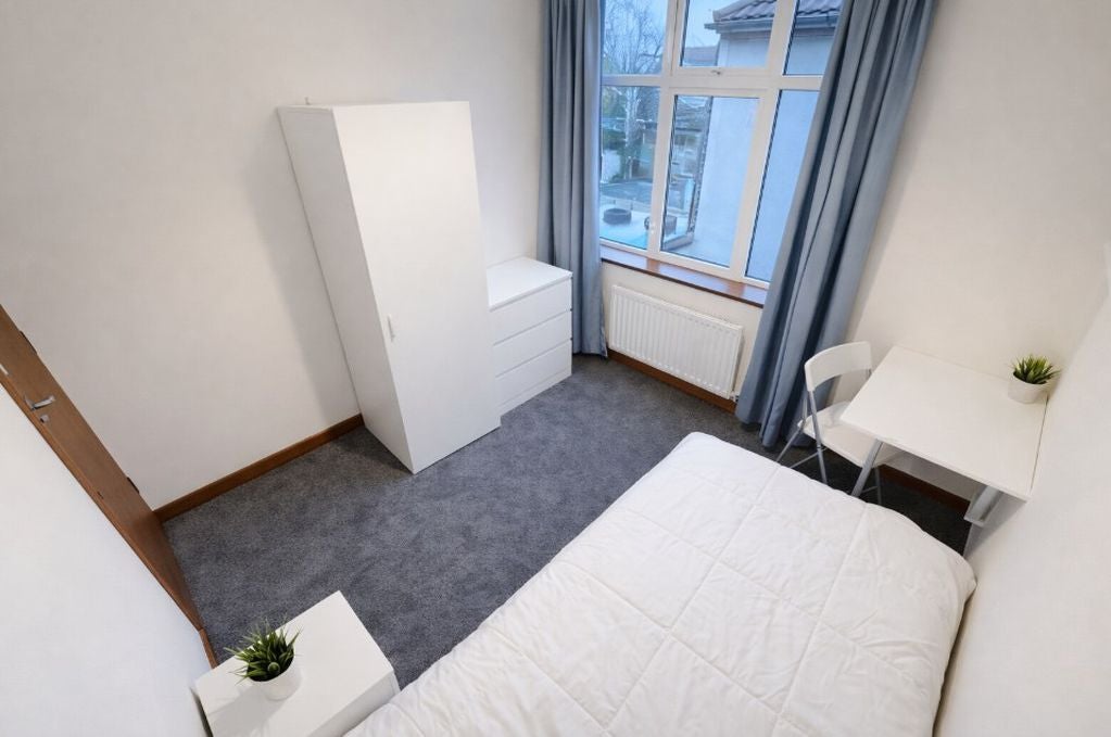Flat Freemantle Road in Gosport