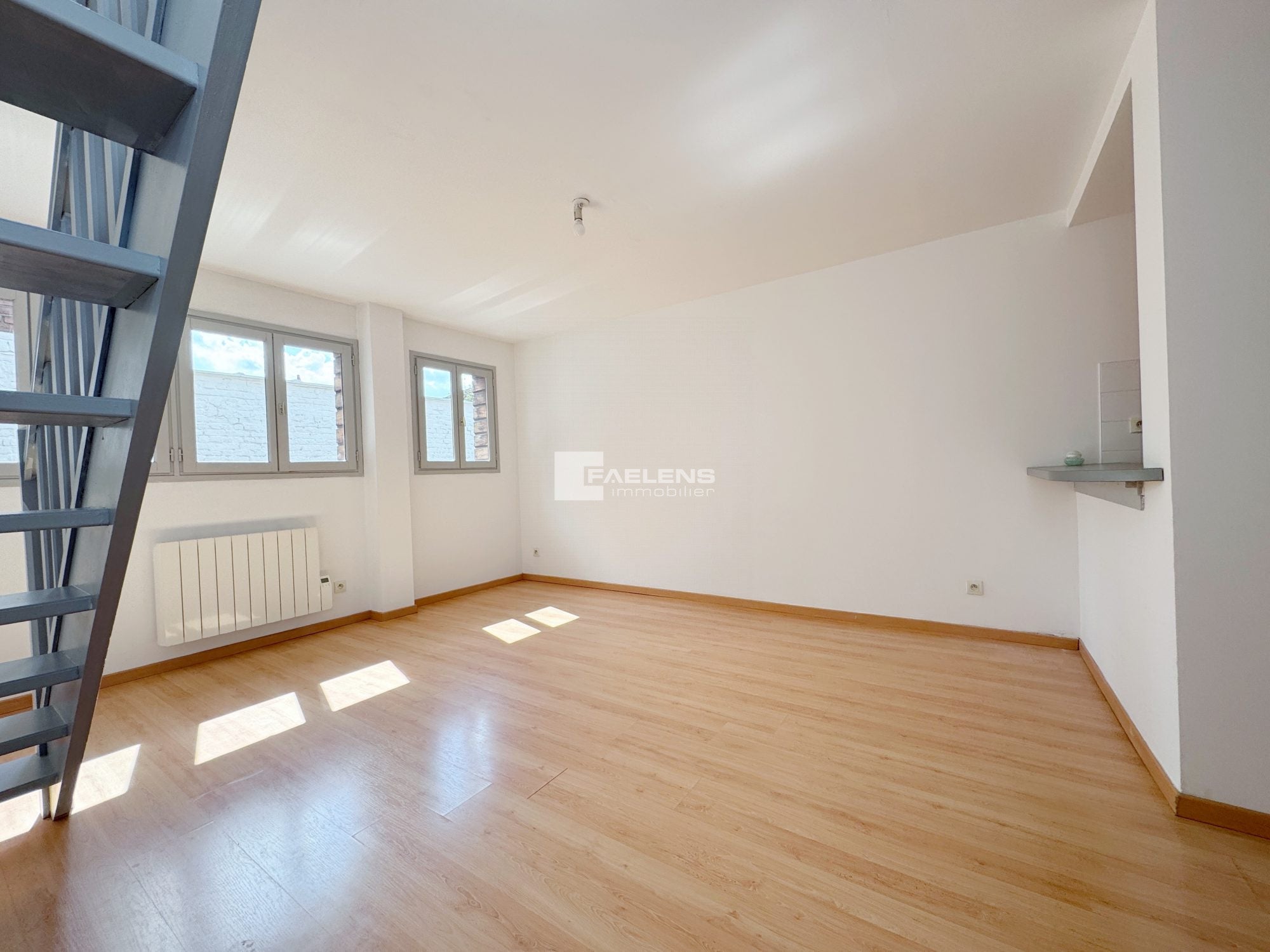 Flat Rue d'Artois in Lille