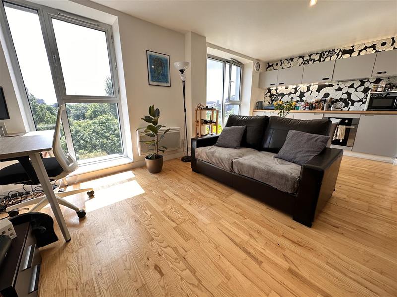 Flat Dalton Street in Manchester