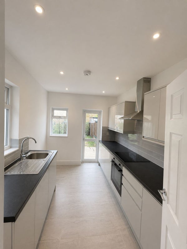 House Meads Lane in Greater London