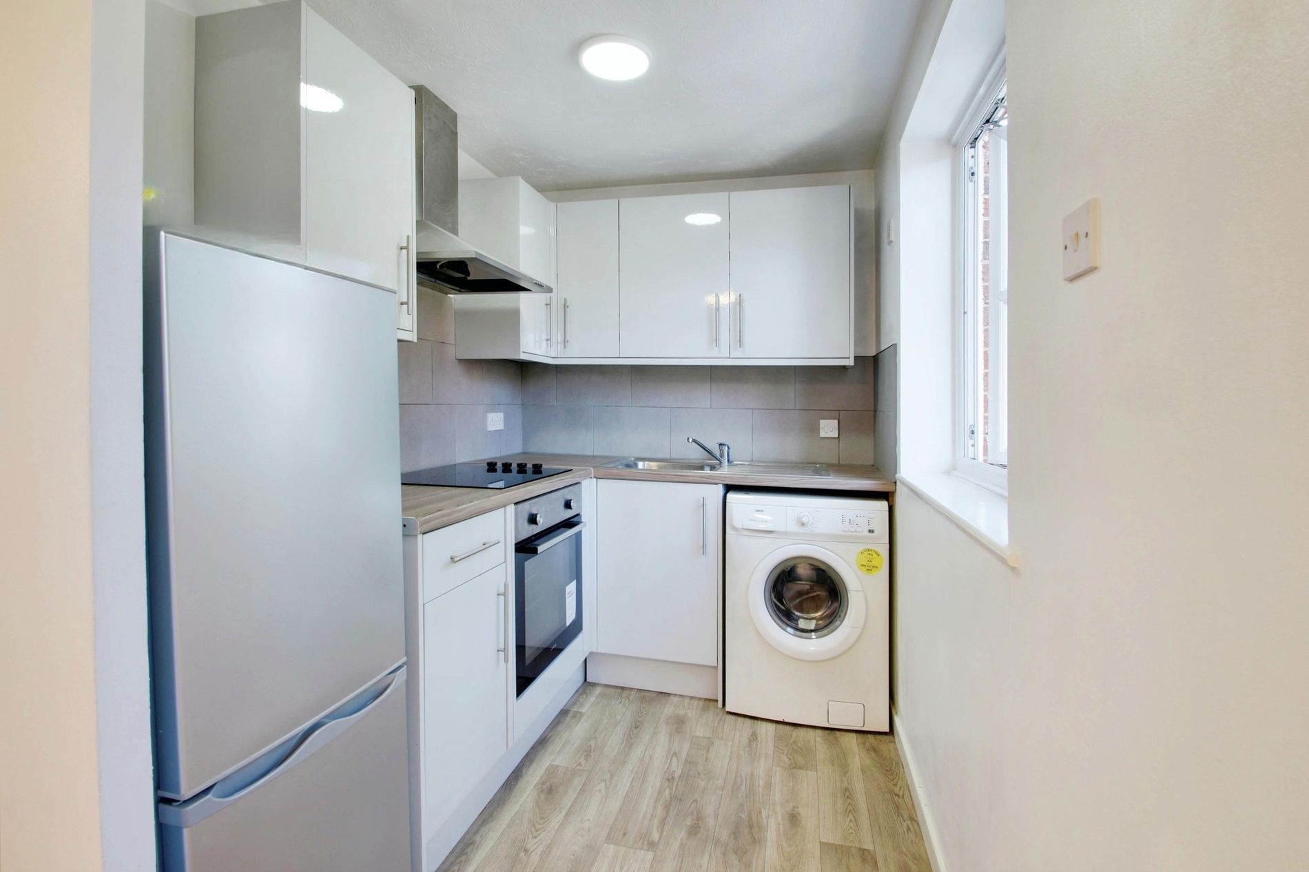 Flat Knowles Close in Greater London