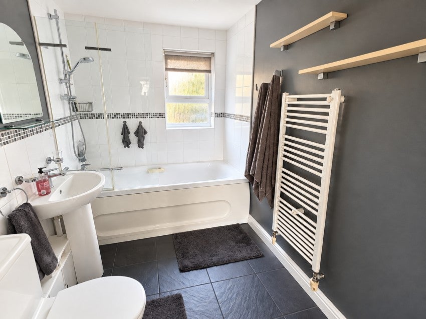Flat Larkham Close in Greater London