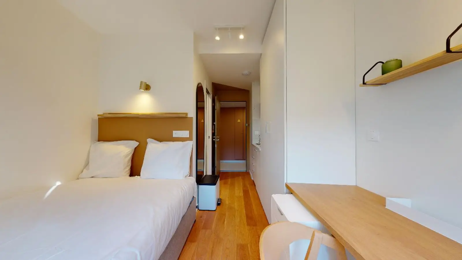 Flat Avenue de Villiers in Paris