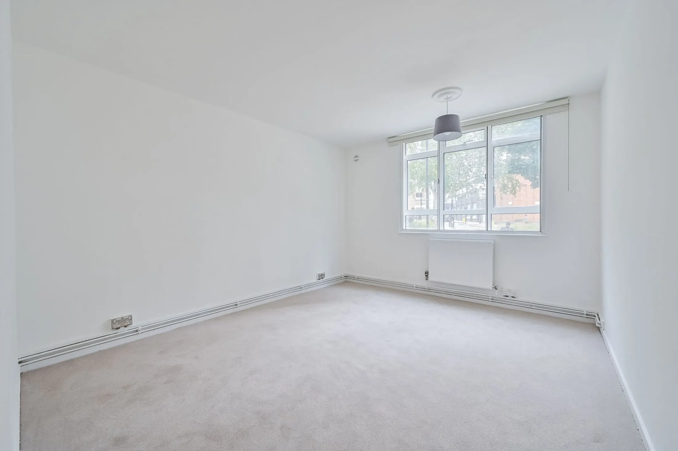 Flat Pooles Buildings in Greater London