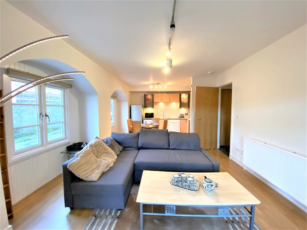 Flat Dalry Gait in City of Edinburgh