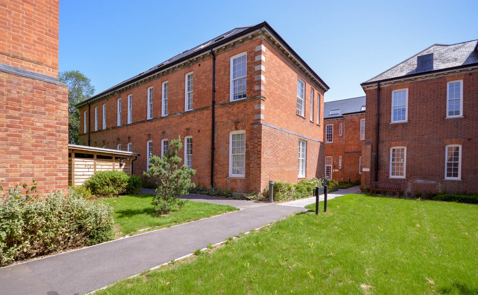 Flat Longley Rd. in Chichester