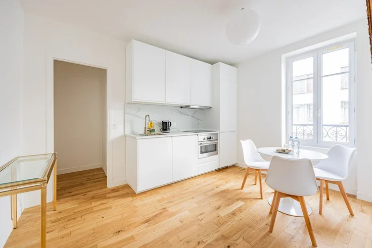 Appartement Rue Léon Frot à Paris