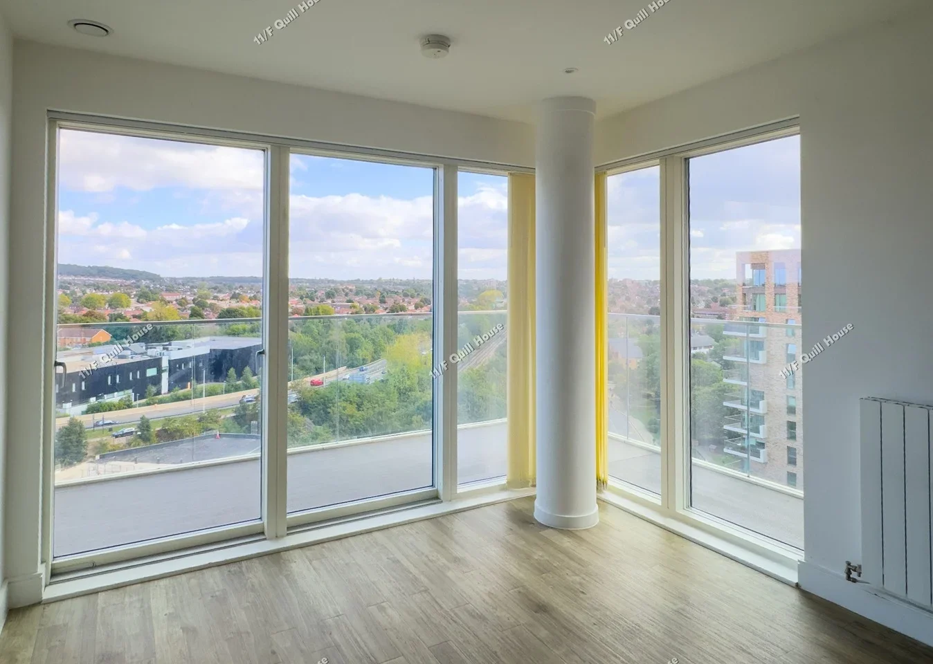 Flat Plowden Road in Greater London