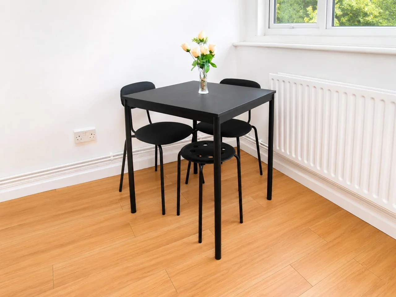 Flat Cridland Street in Greater London