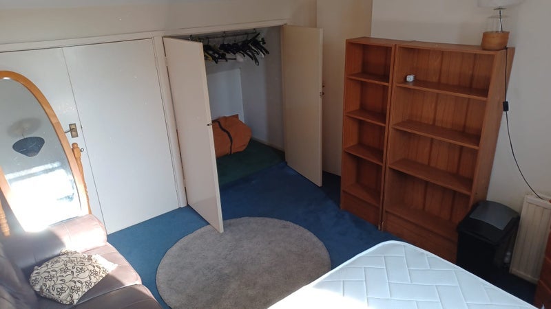 Room Calder Avenue in West Lancashire