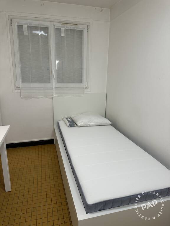Room Grande Rue in Garches