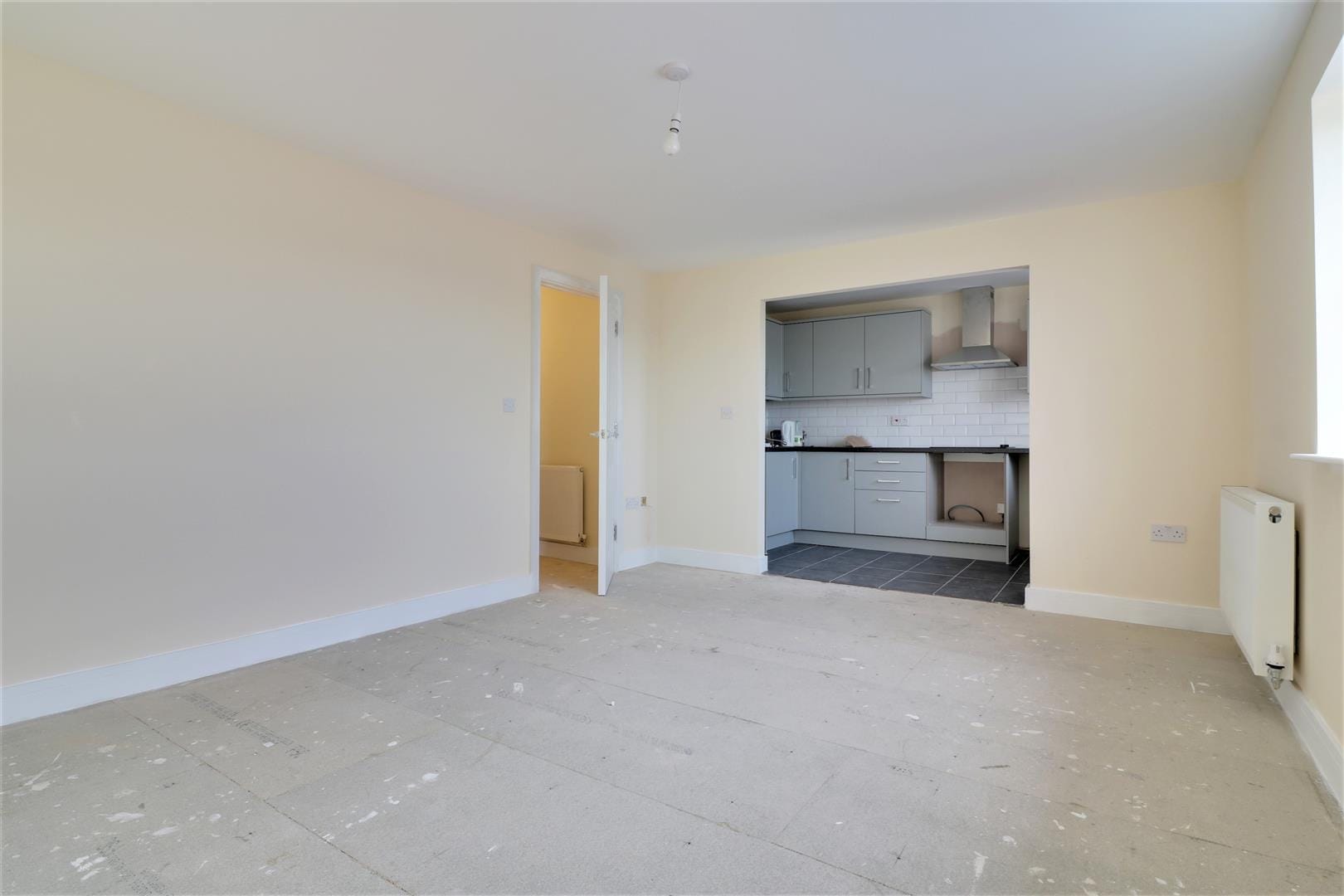 Flat Elm Grove in Mengham
