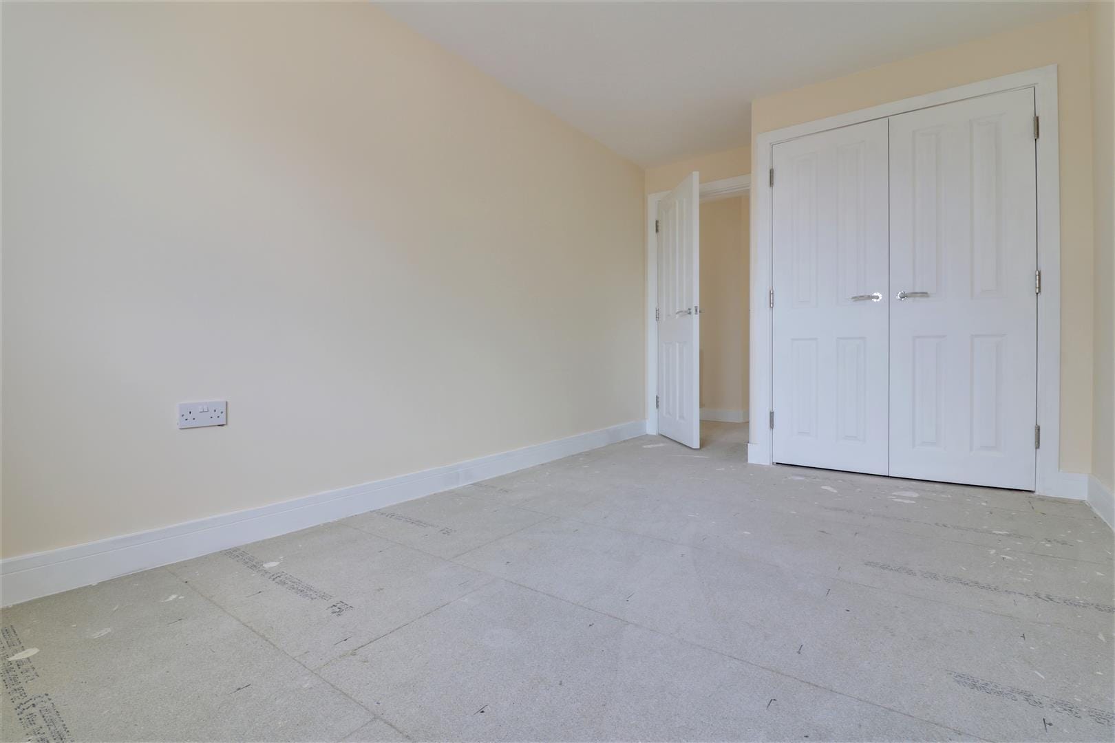 Flat Elm Grove in Mengham