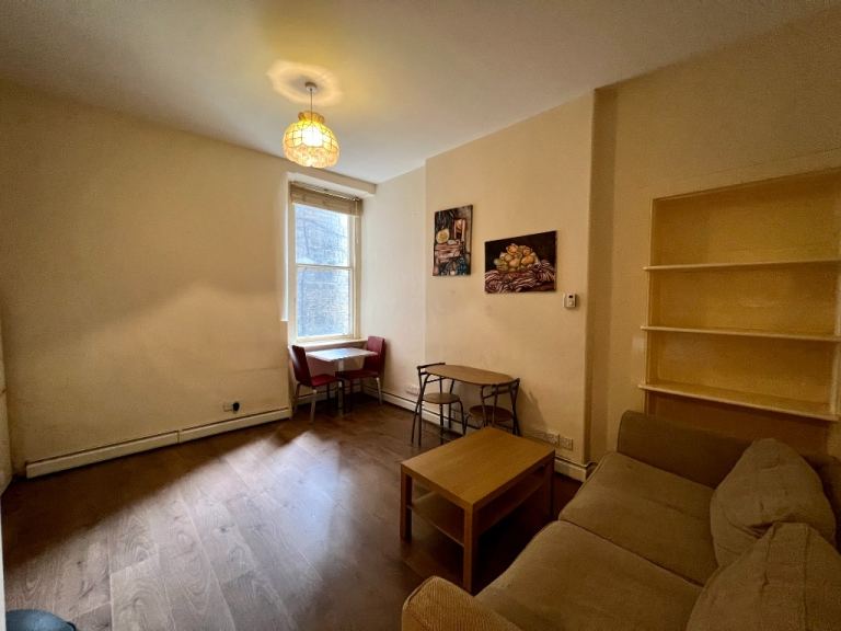 Flat Sciennes Road in City of Edinburgh
