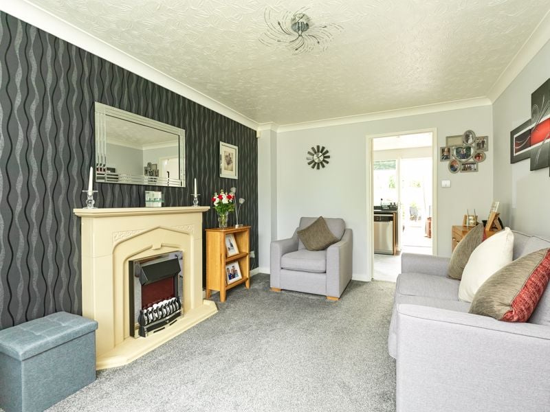 House Lidgates Green in Wellington