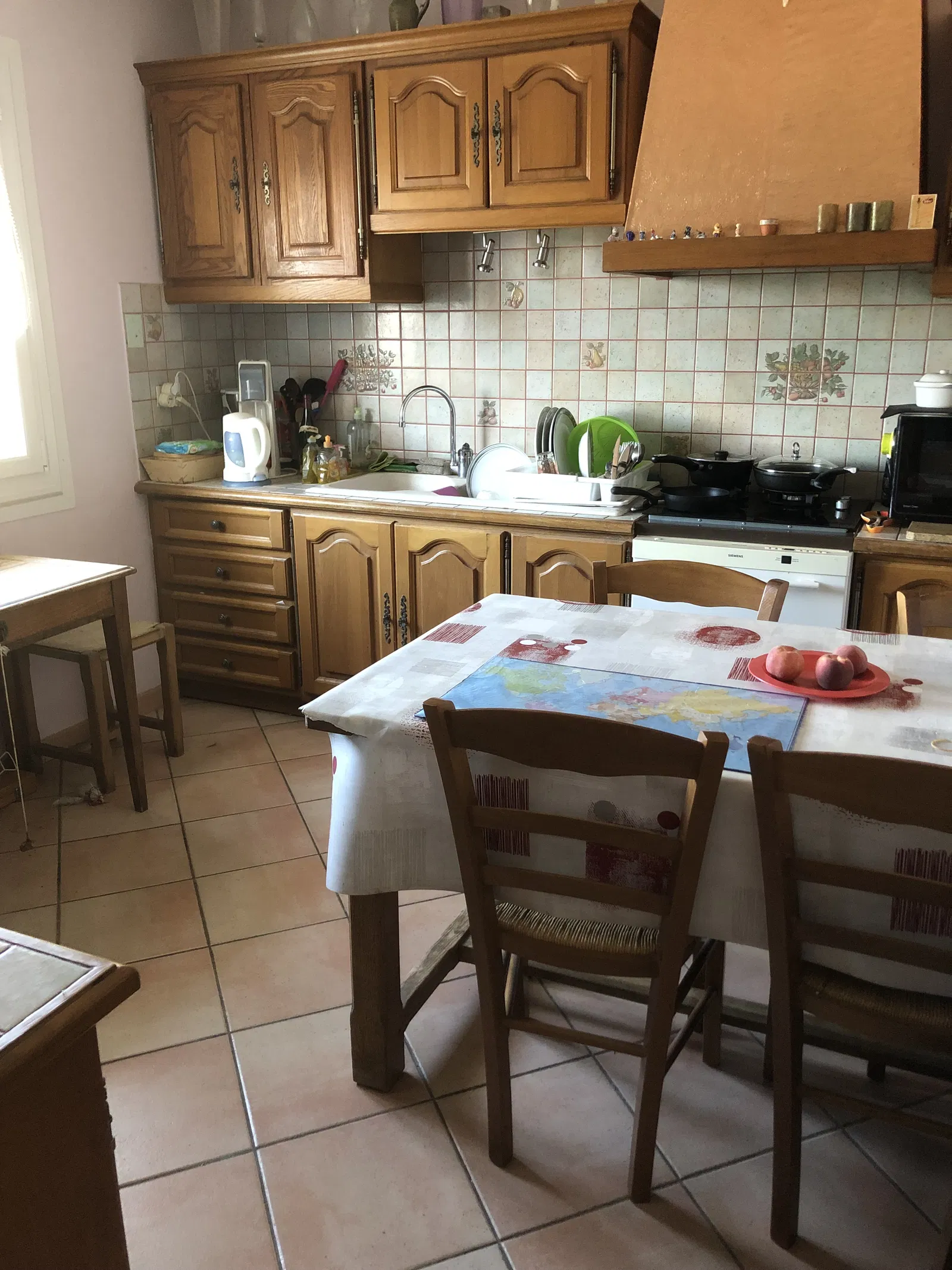 Room Route des Etraits in Satolas-et-Bonce