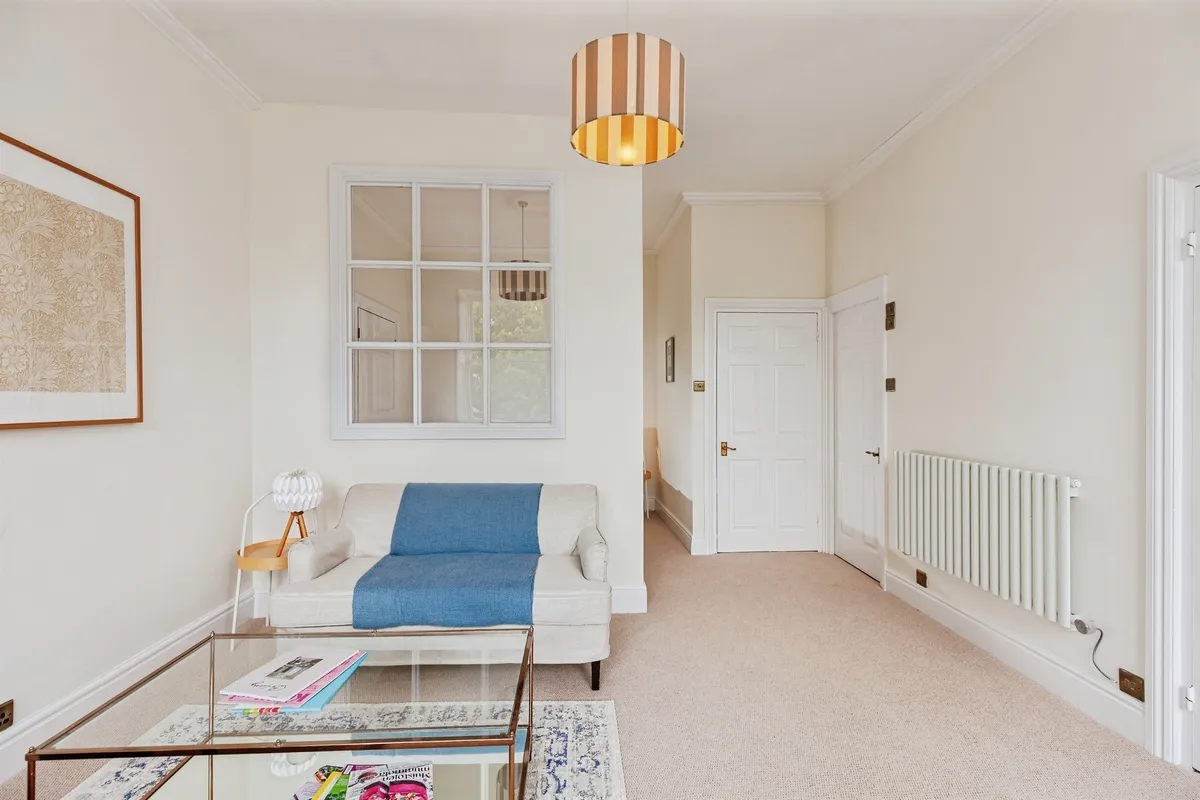 Flat Ringswell Gardens in Bath