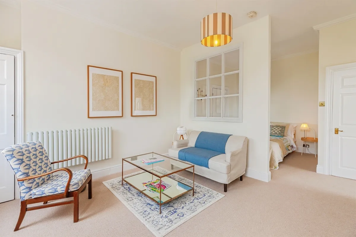 Flat Ringswell Gardens in Bath