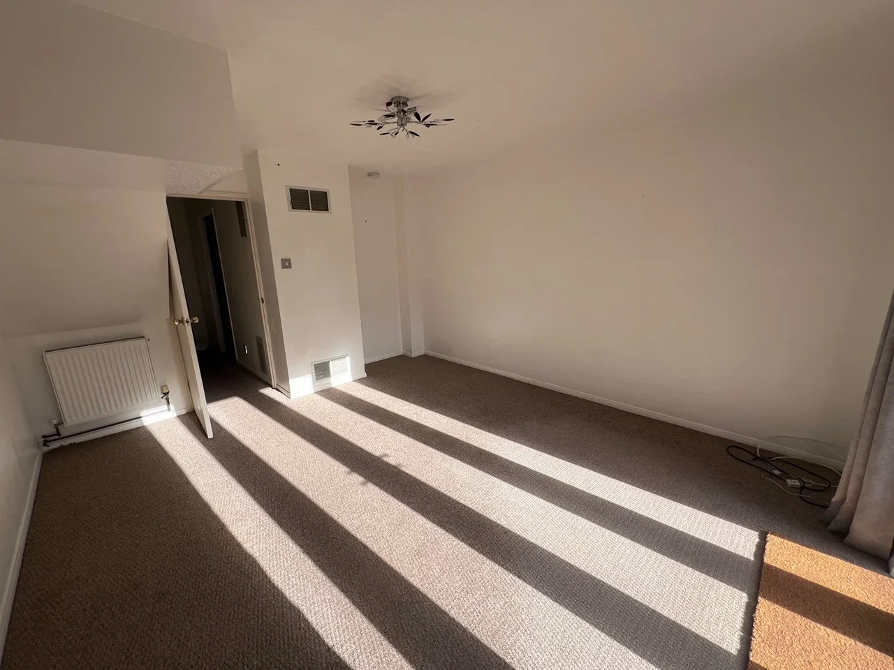 House Hythe Close in Winkfield