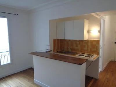 Flat Rue Pache in Paris