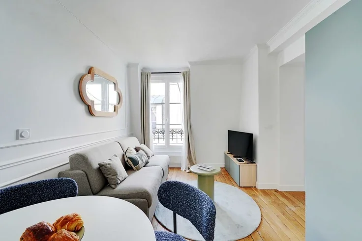 Flat Rue Auguste Bartholdi in Paris
