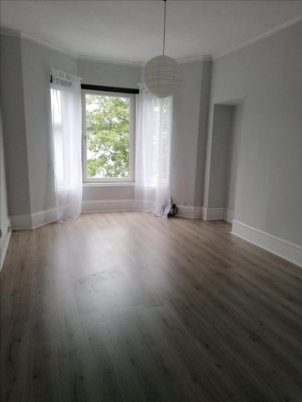 Flat Wellshot Road in Glasgow
