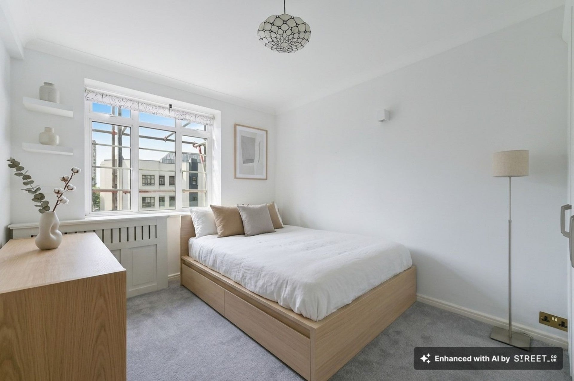Flat Brook Green in Greater London