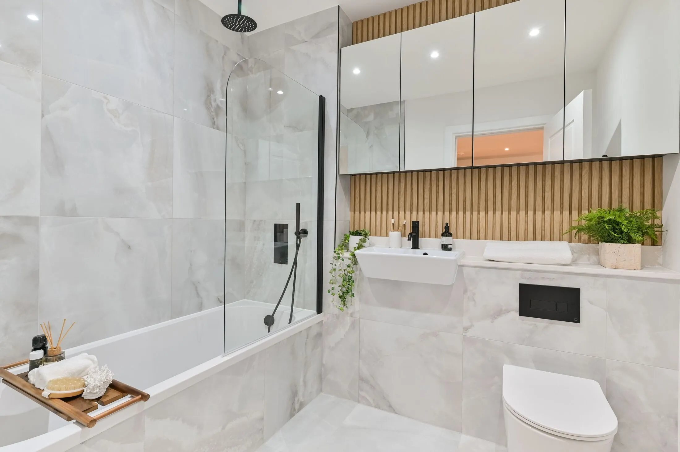 Flat Ravensbury Terrace in Greater London