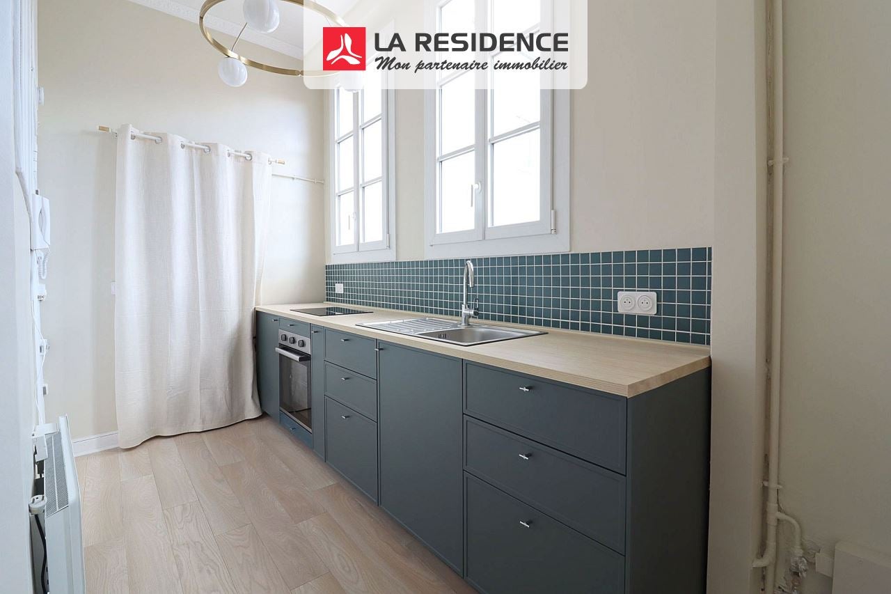 Appartement Place Hoche à Versailles